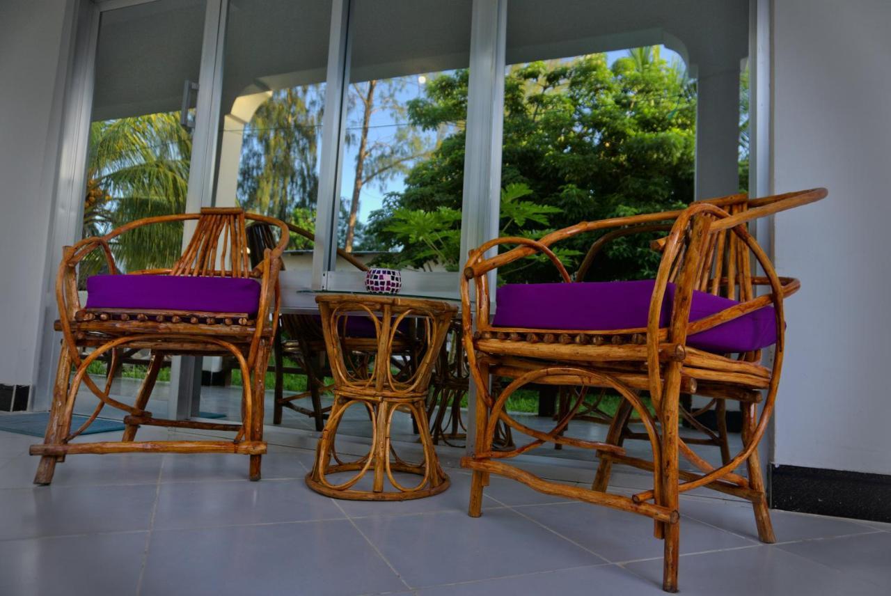 Cocolala Beach House Nungwi Esterno foto