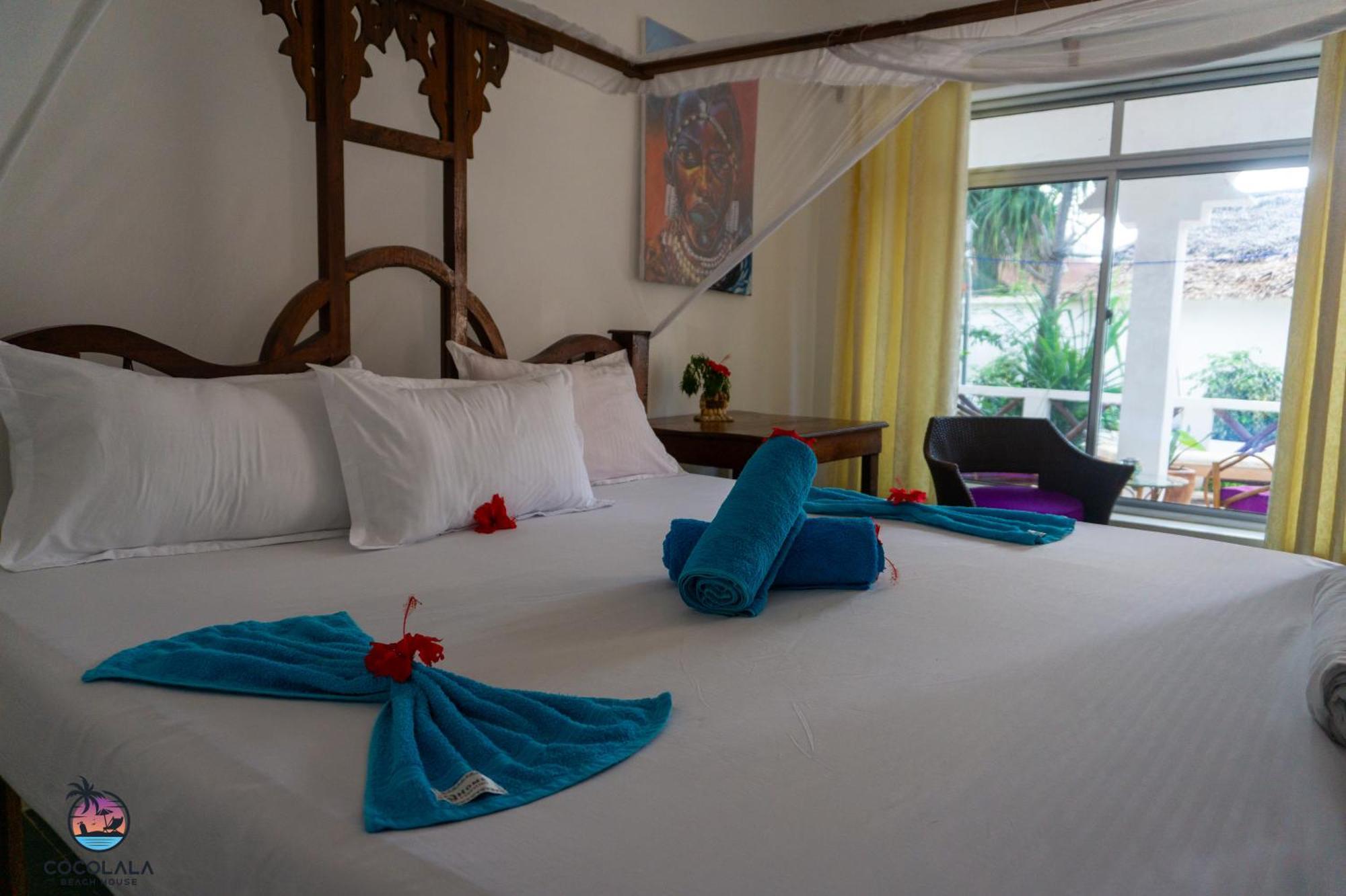 Cocolala Beach House Nungwi Esterno foto