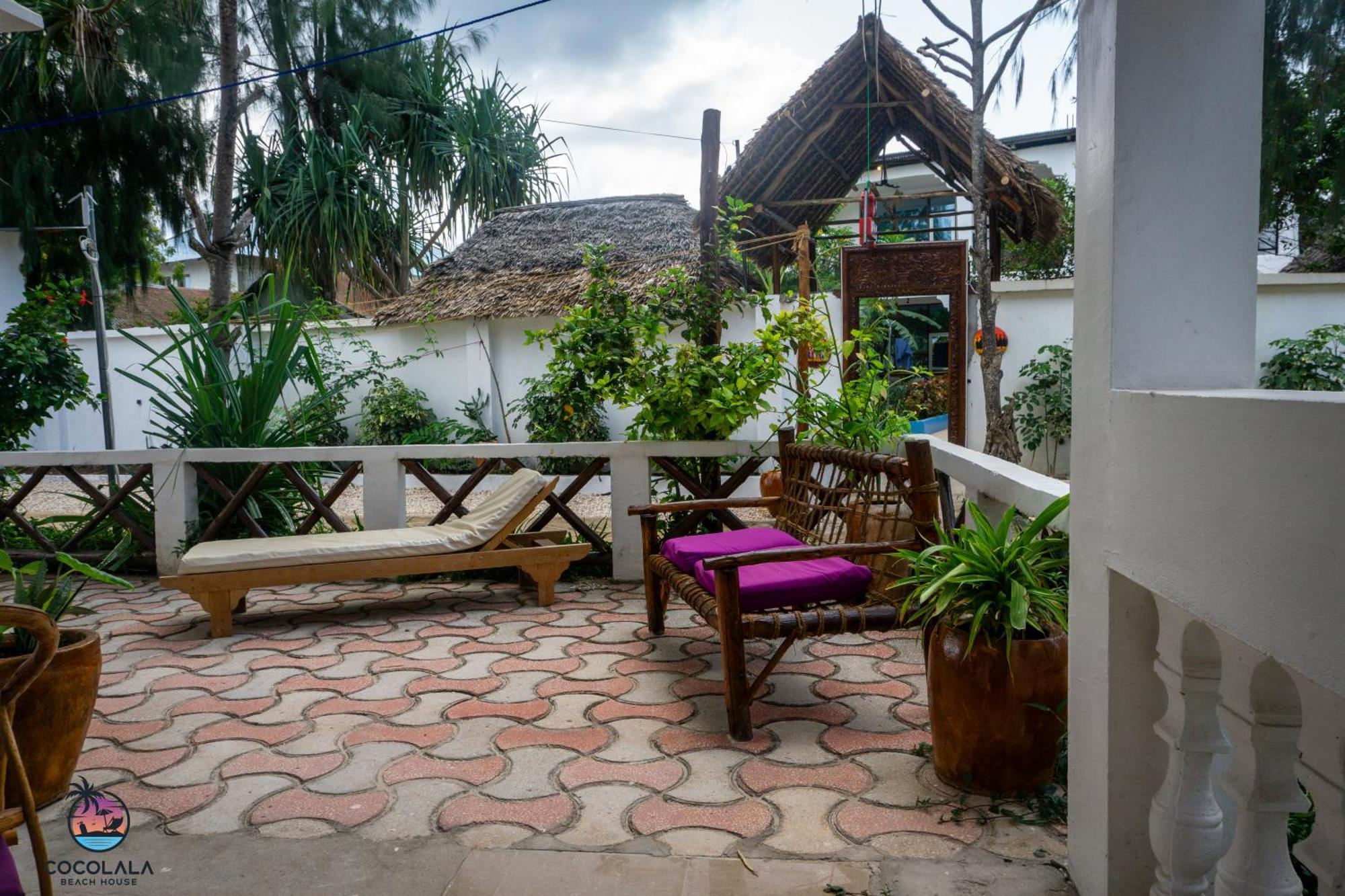 Cocolala Beach House Nungwi Esterno foto